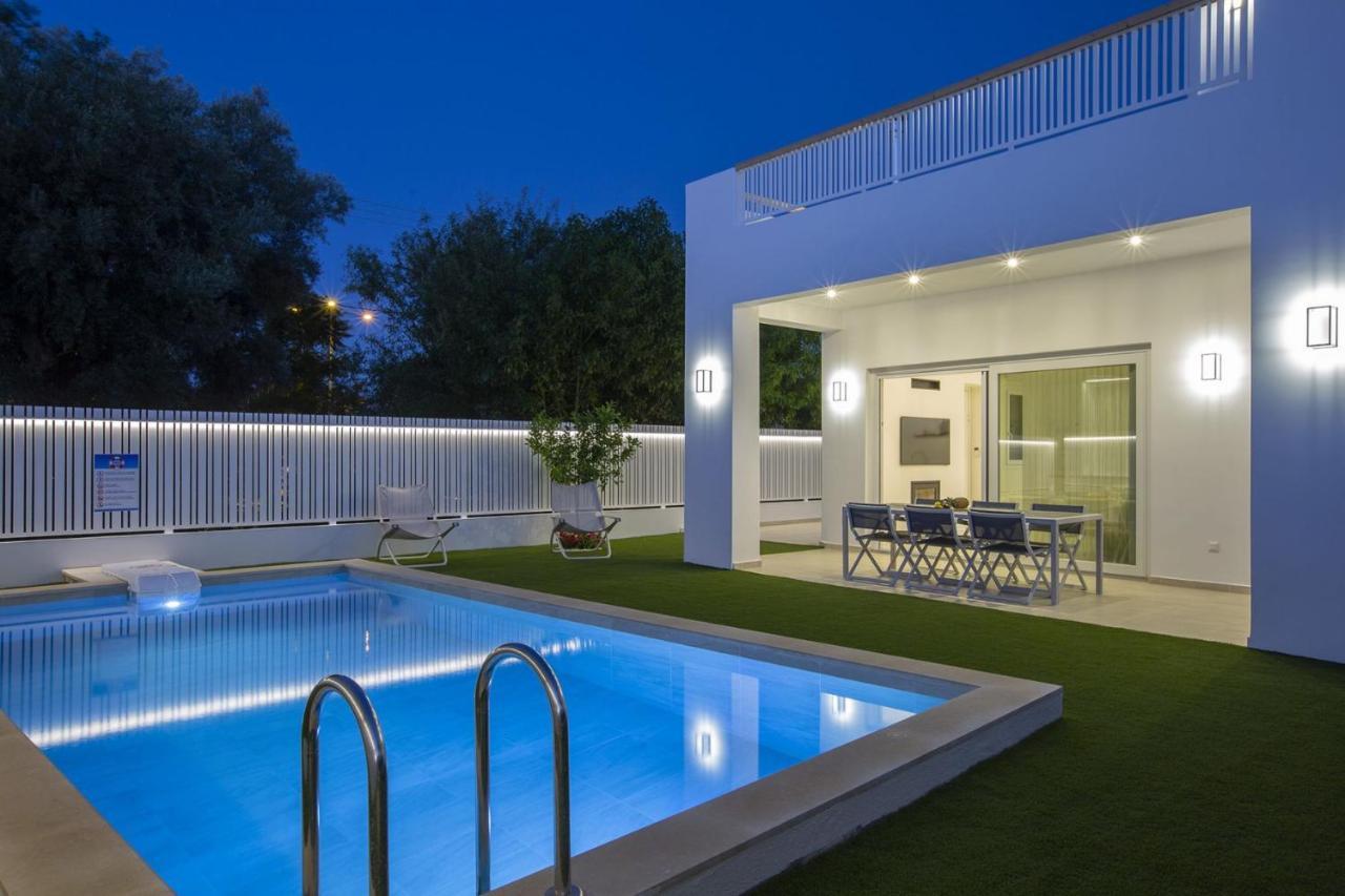 The Quad Luxury Villa *